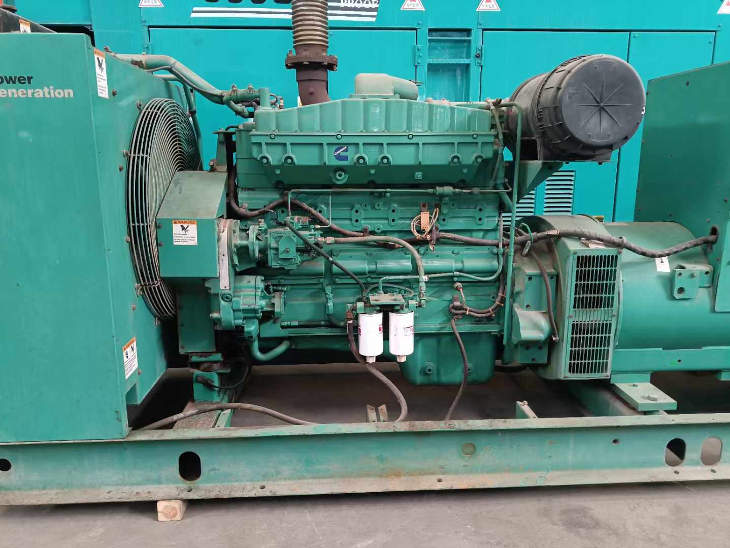 华蓥过载会对 600kW 柴油发电机组造成哪些损害？